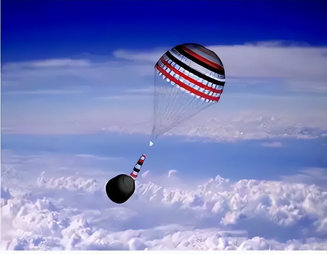 神舟十三返回舱偏离了轨道吗,神舟十三号返回为什么要搜救