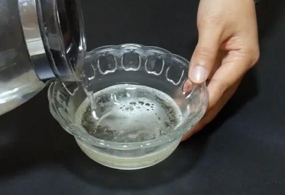 白醋啤酒擦头发,啤酒和白醋洗头发有什么功效