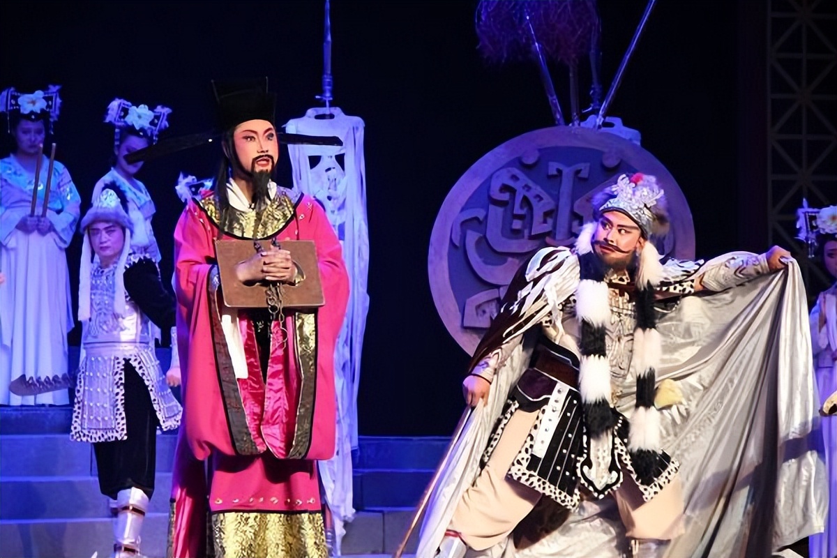 南宋使臣洪皓，曾被金三次劝降仍持节不屈，金深受感动终放其归乡