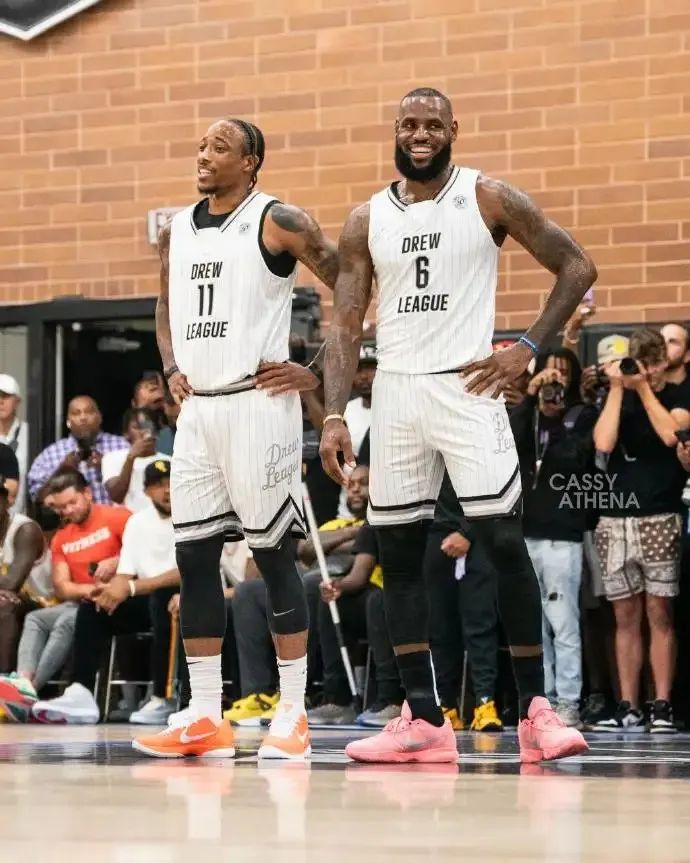 德鲁联赛詹姆斯为什么只打一场,德鲁联赛詹姆斯现场观众