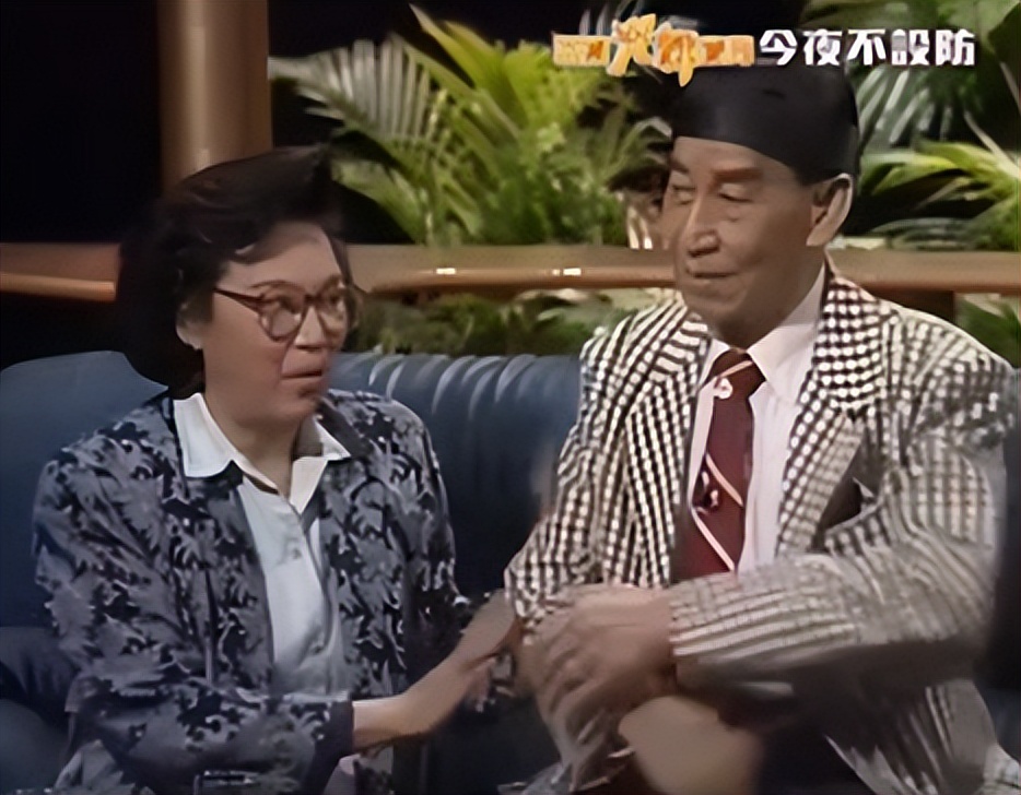 你回来吧李香琴谭炳文年轻时候,游龙戏凤谭炳文李香琴电视剧片段