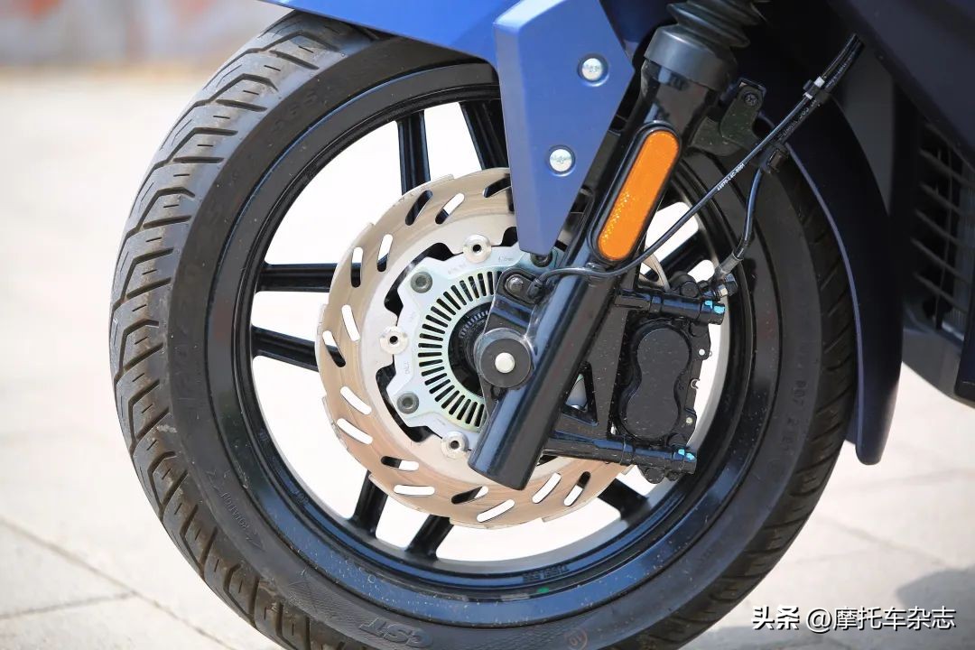 舒适轻松又有劲儿试驾三阳joymax,三阳joymaxz这车怎么样