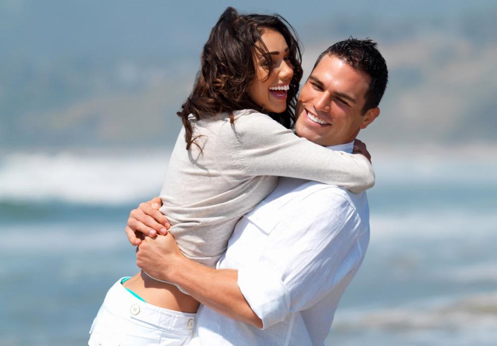 我国首批丁克族老年生病无人照顾,最早丁克族的真实现状