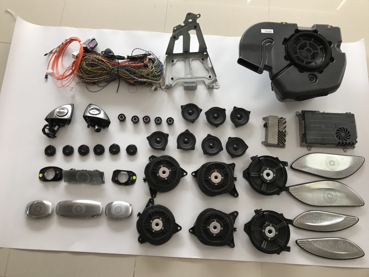 18款奔驰w213内饰改装,老款奔驰w221s350改装