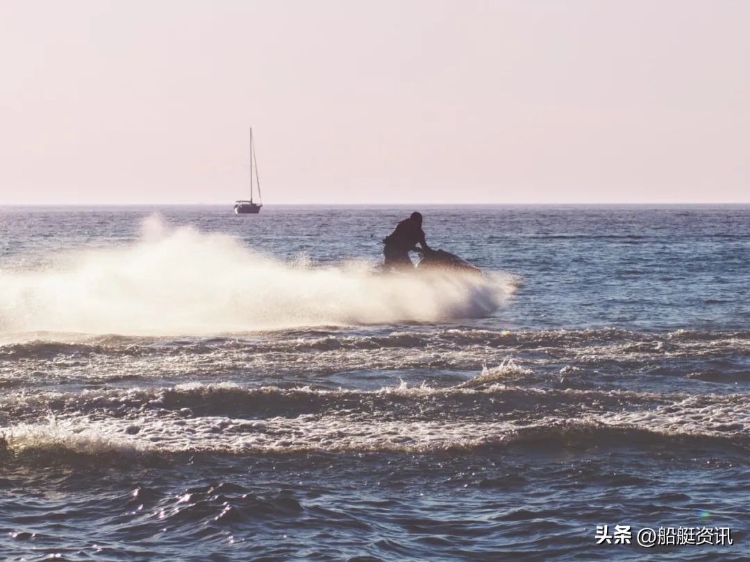 英国水上摩托艇,英国安全管理法律