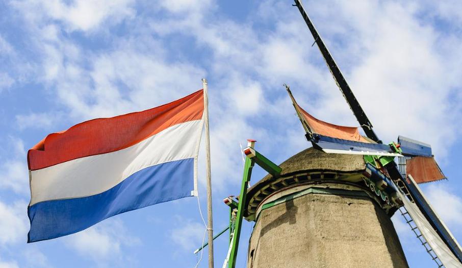 最近荷兰卖给中国光刻机了吗,荷兰对中国光刻机进展最新表态