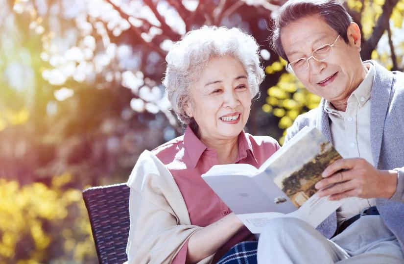 拿到香港身份证后社保怎么办,变成香港身份了还能交社保吗