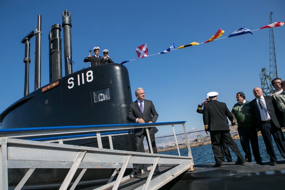 2艘潜艇“建了12年”，德国外销冠军折戟印度，印：他们技术不行