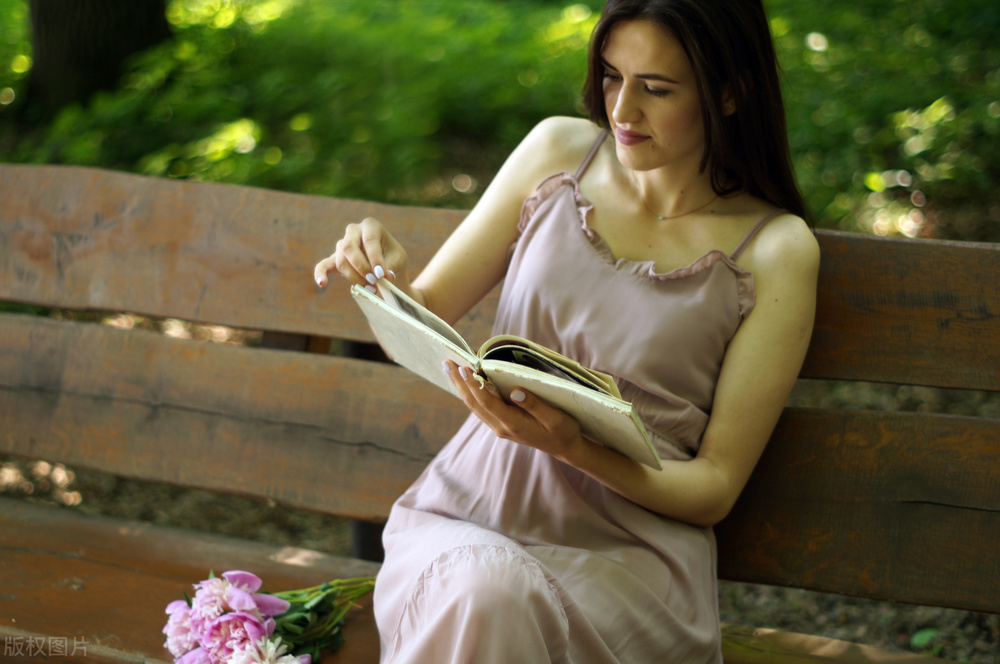 内衣周刊｜爱亦心伊：做个野蛮生长的女性，去过不被定义的人生