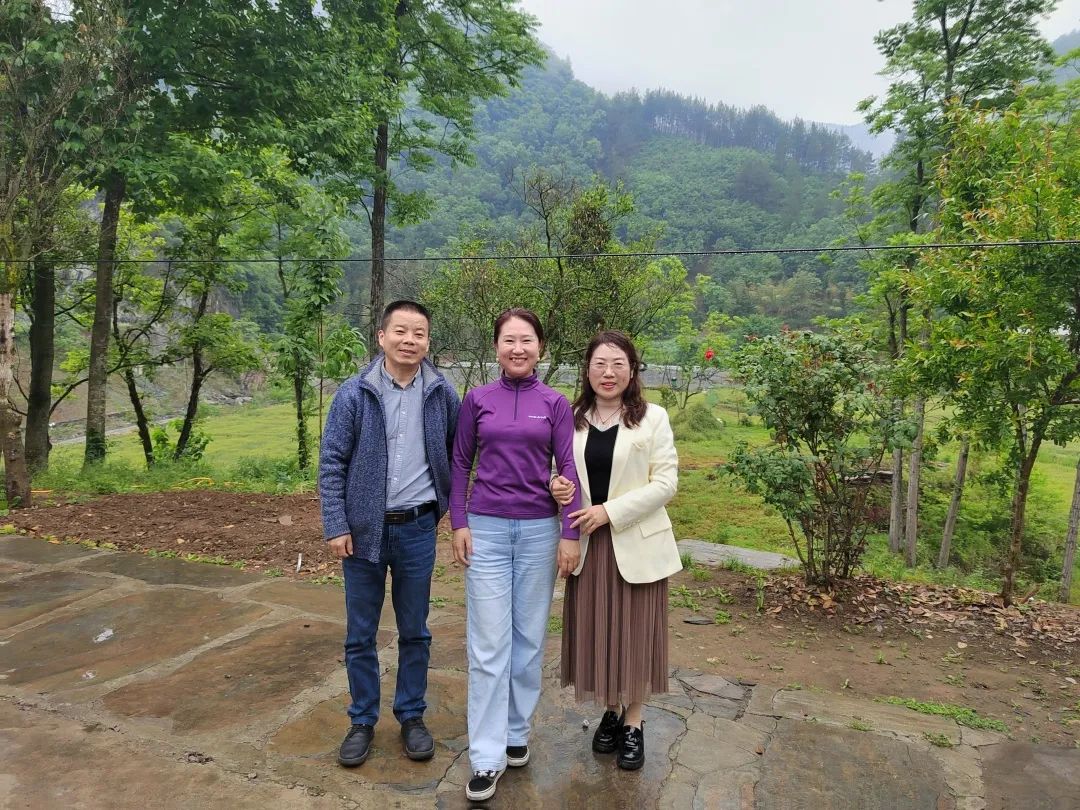 相聚仍是青年——记情系四中群友聚