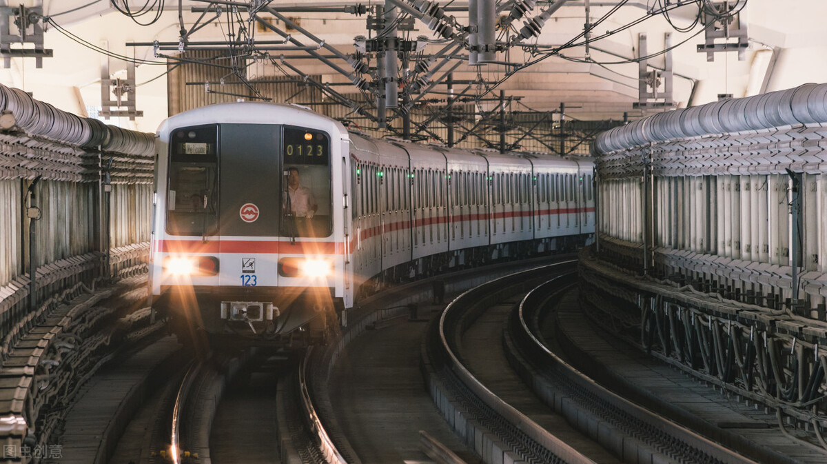 上海地铁目前全线网均已恢复运营,上海地铁明起这些站点将恢复运营