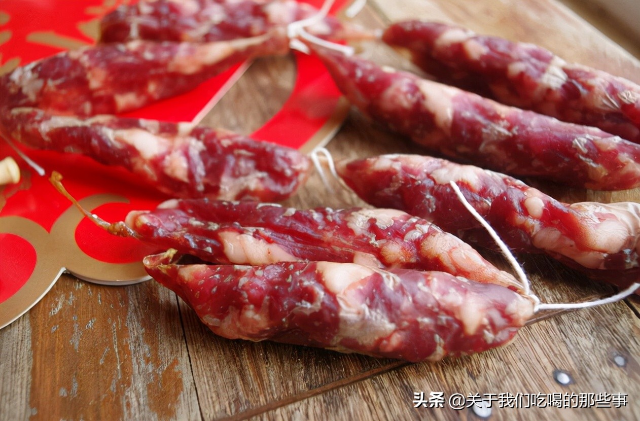 自己家里腌制的香肠发霉了怎么办,香肠灌好直接放冰箱风干好吗