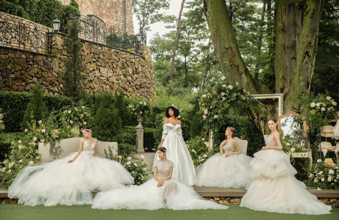 遇间播报|莫干山必睡六大美宿!看山看水看云看日出,优哉游哉~