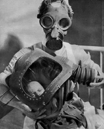 *光脱**犹太人女人衣服，集体*杀屠**，老照片再现变态的纳粹德国！