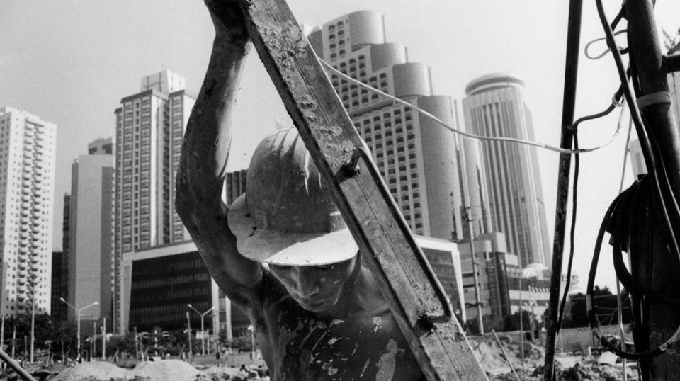 江苏未婚妈妈杨艳，亲手勒死3岁儿子，儿子生前常说：妈妈我爱你