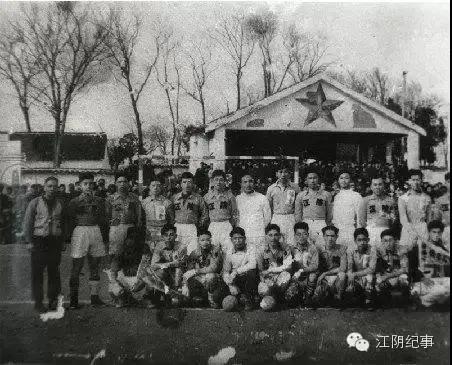 回顾女足夺冠之路,女足夺冠足球学校