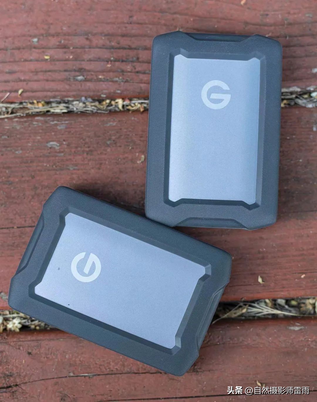 适合拍视频对焦快的相机,适合摄影剪辑存储的固态硬盘