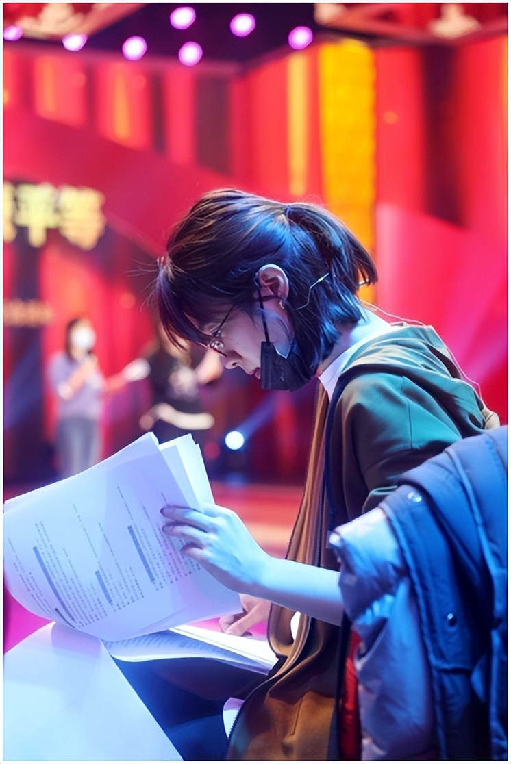 悦悦主持的我是大医生全部视频,主持人悦悦盛典