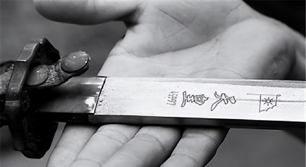 抗战老兵缴获一把日本武士刀,抗日战争日本商人卖武器