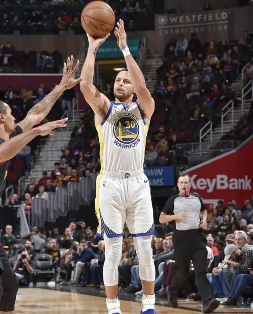 梦幻阵容！现役最强首发五人，你会怎么选？