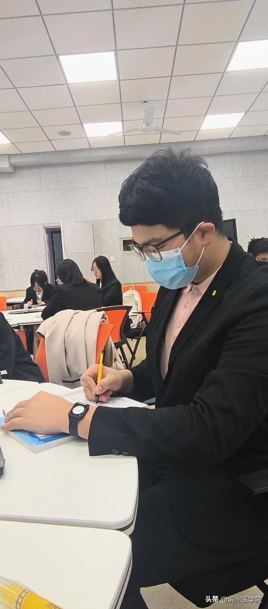 首次参赛成绩斐然,第一次奥运夺金的中国队运动员是