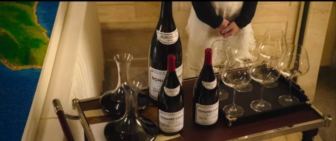 平平无奇一张合照，里面这个竟然价值百万！