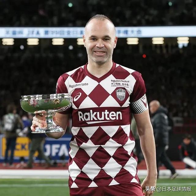 日本神户胜利船身价,神户胜利船波多尔斯基年薪