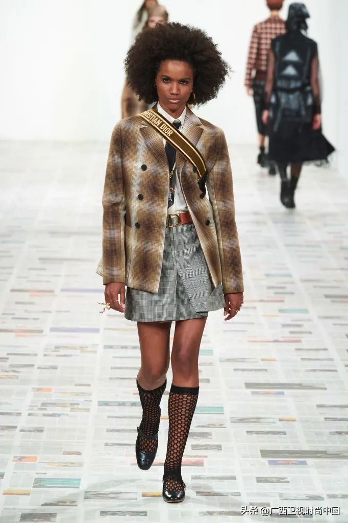 原来领带还可以这样玩,休闲式领带教程