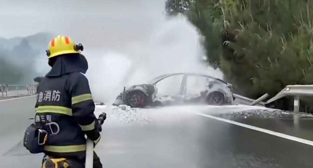 新能源车五一途中充电难,新能源汽车车主充电问题