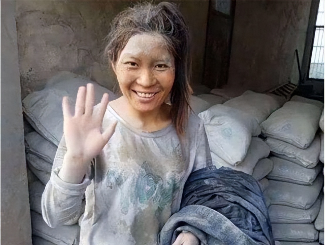 卖惨水泥妹现状,当年卖惨的水泥妹