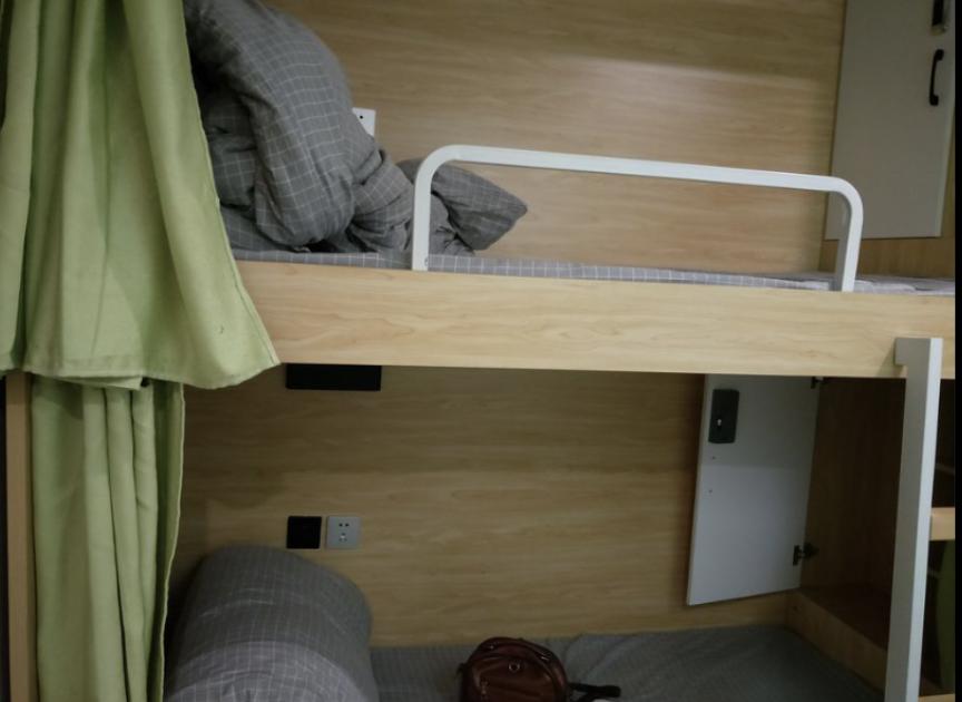 上海的青旅里，挤满了年轻人