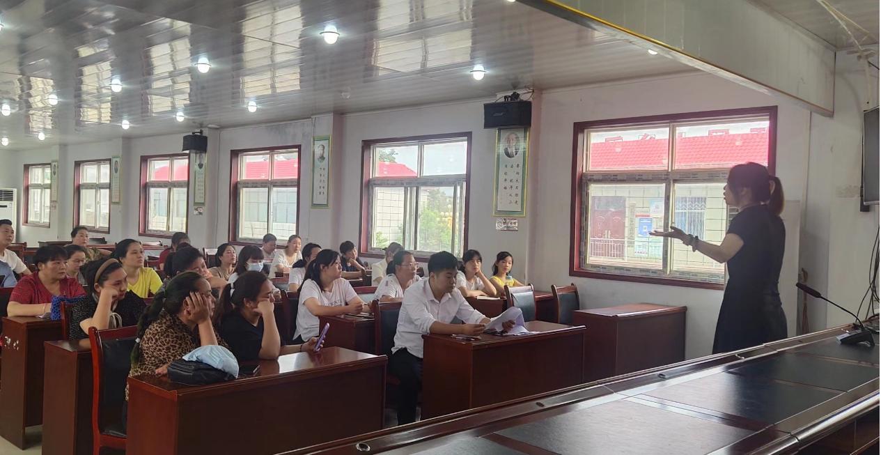 南召县皇后乡：技能培训给群众送上“致富经”