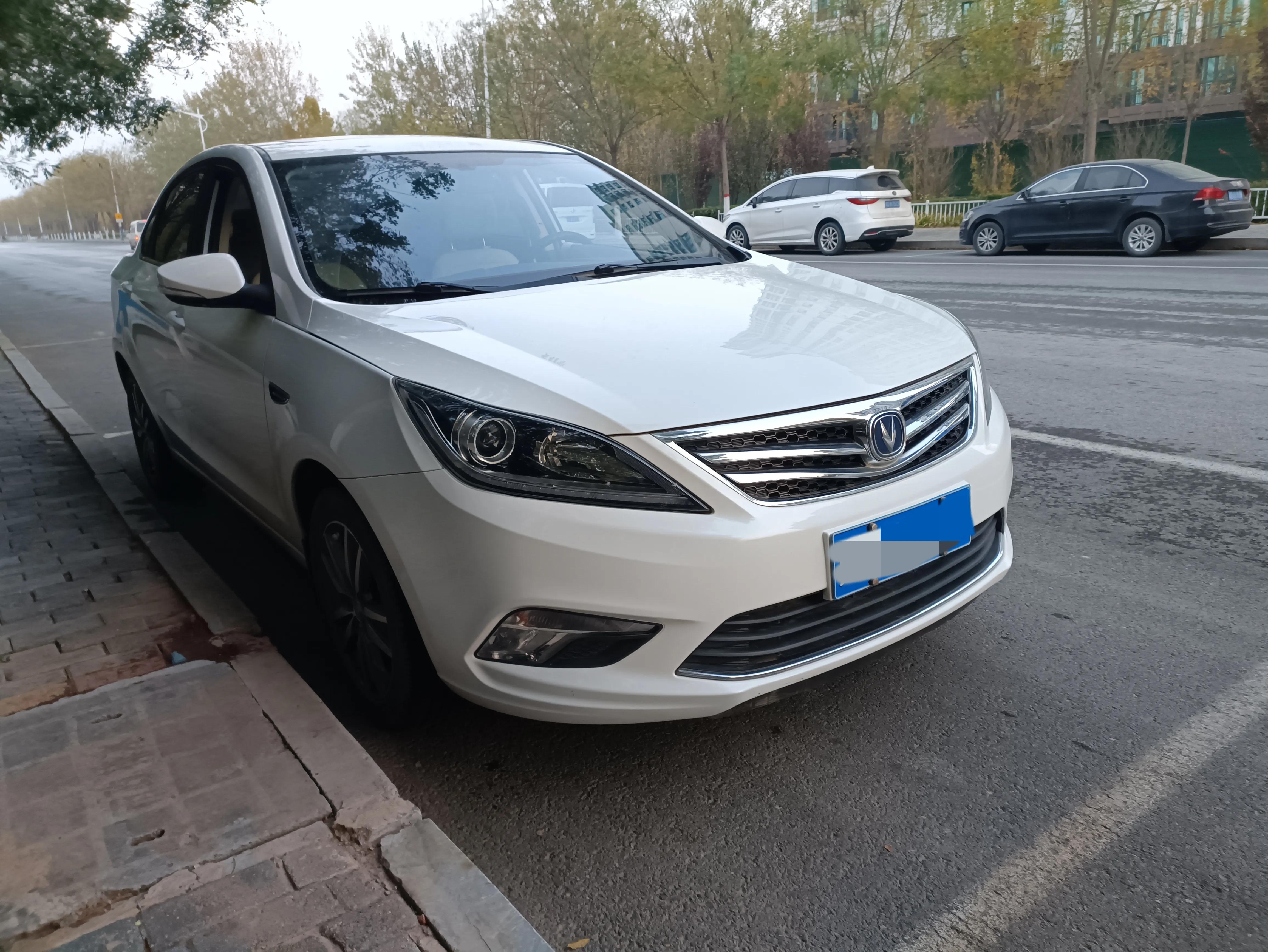 逸动升级汽车音响,逸动四喇叭和六喇叭