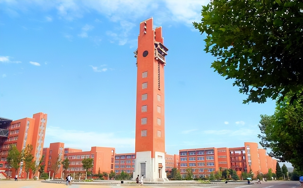 鏉庤摤閮戝窞澶у,閮戝窞澶у鏉庤摤