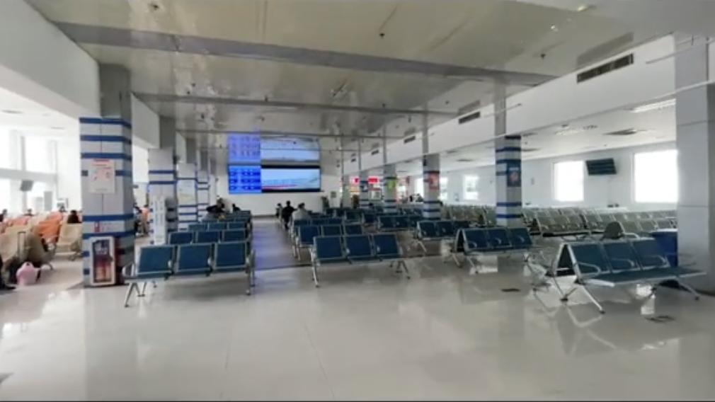 盘点那些离谱的飞机场,全球公认最鸡肋的飞机场