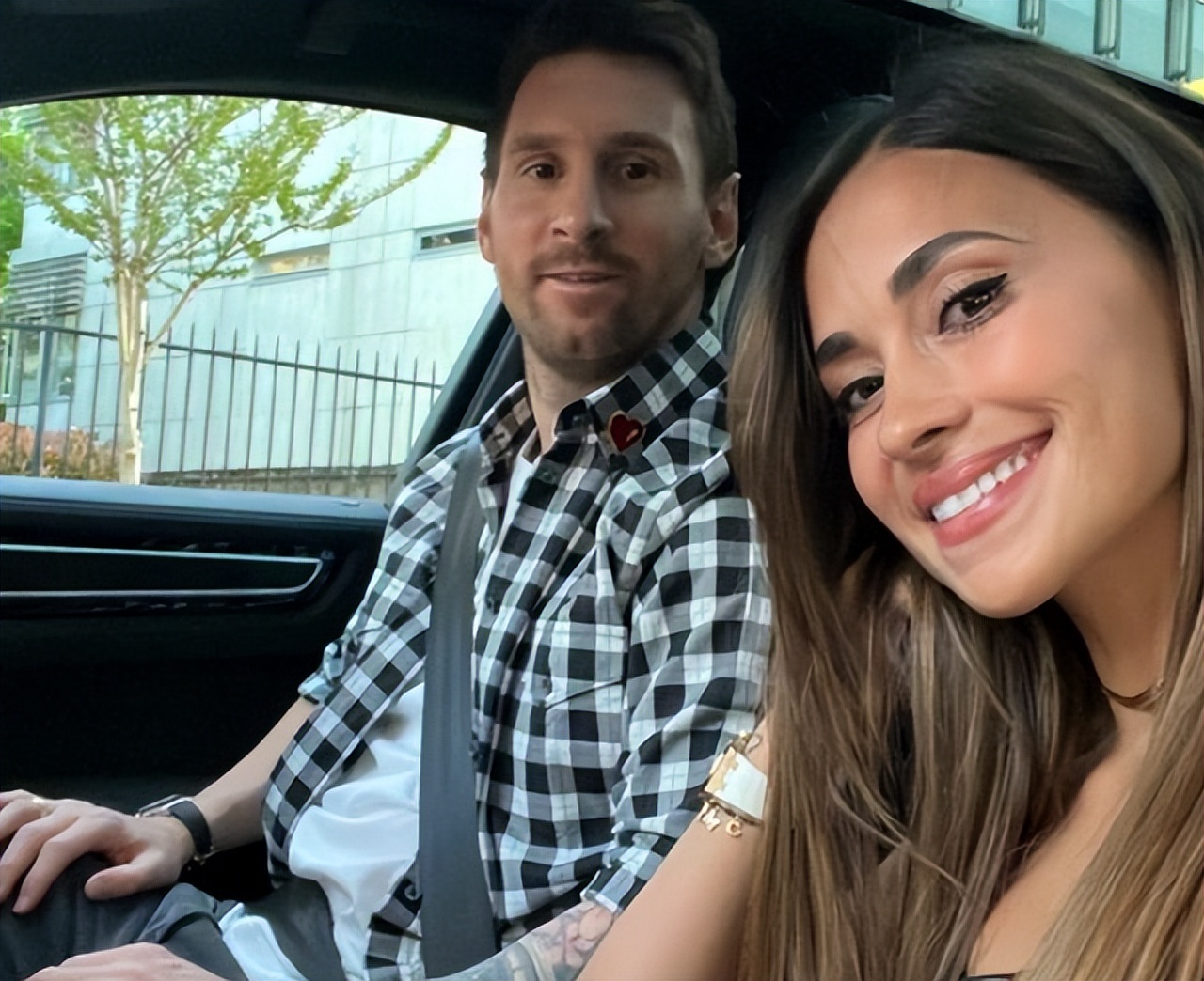 盘点世界杯的球王太太团,世界杯32强当家球星