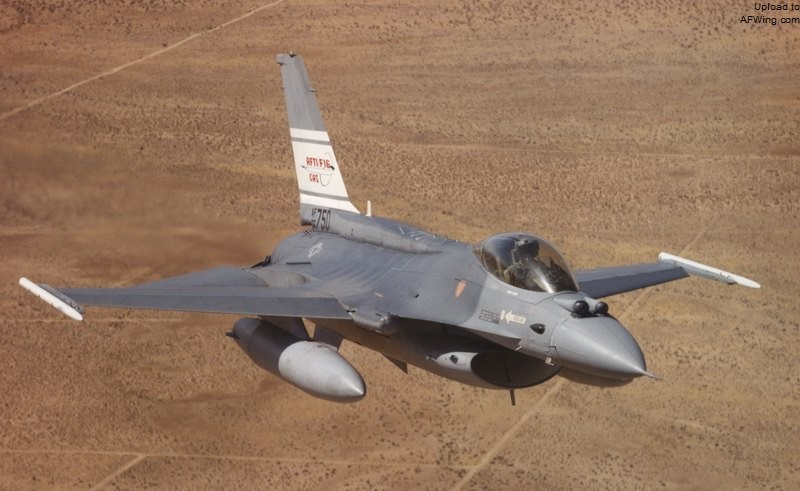 洛克希德f-16战斗机,蝰蛇的秘密f16