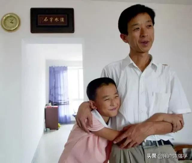 全国年龄最小的硕士研究生：父母欠他北京一套房子，博士毕业了