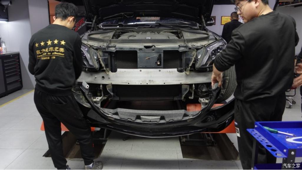 奔驰amggt63s升级先行版包围,奔驰amgc63改装外观