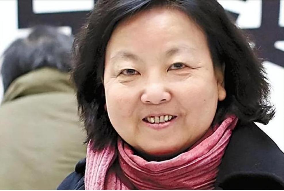 三年前，那个扬言：替14亿中国人，向全世界道歉的方方，怎样了