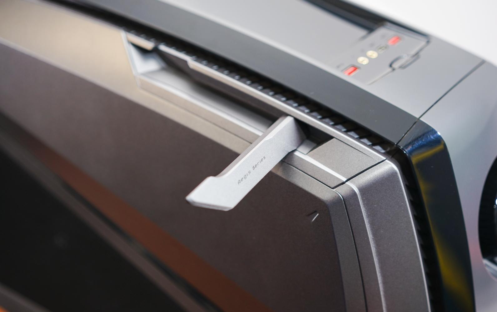 四万块钱的外星人电脑,四万多块的宙斯电脑