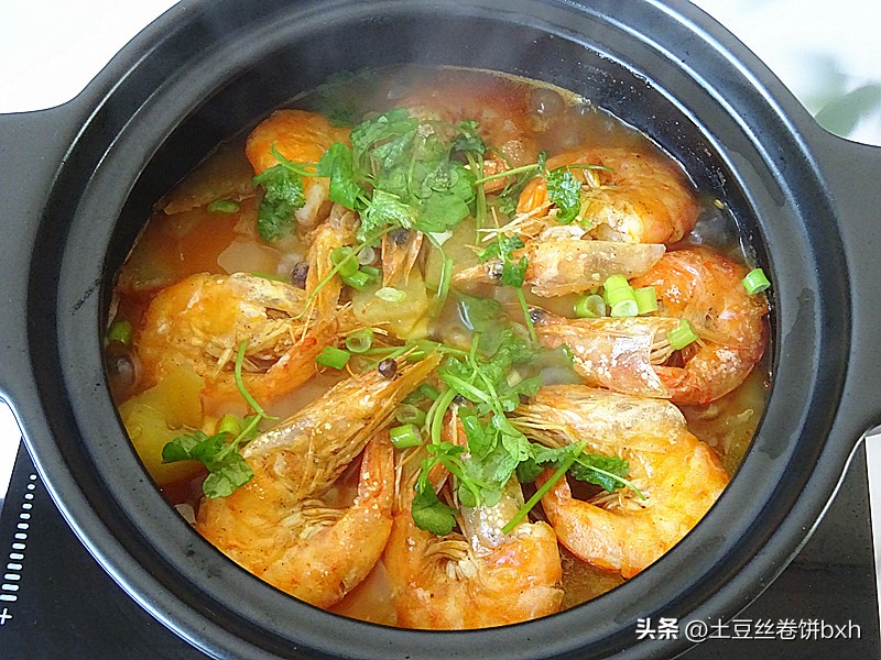 小炖虾怎么做才好吃,白菜炖虾做法教程