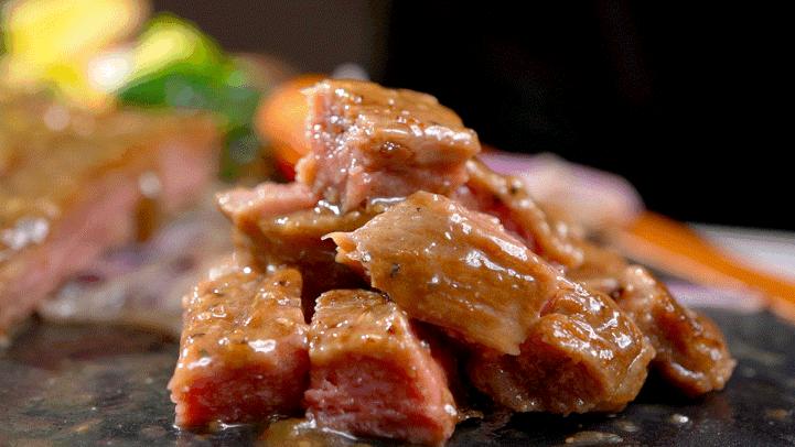 吃火焰牛排视频,吃火焰牛排视频大全