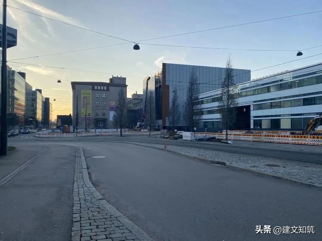 鑺叞璧皵杈涘熀鑸炶箞,鑺叞璧皵杈涘熀鏂囧寲寤虹瓚