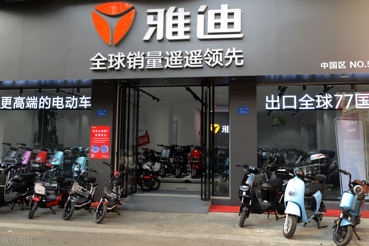 雅迪冠能e10和艾玛指挥官续航能力,雅迪爱玛台铃电动车哪种最好