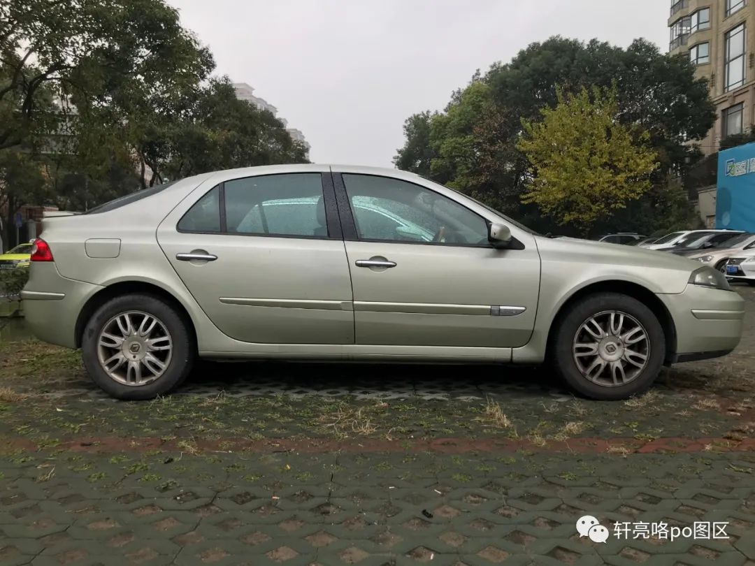 美妙两厢半丨法国雷诺拉古娜二代型/RenaultLagunaII