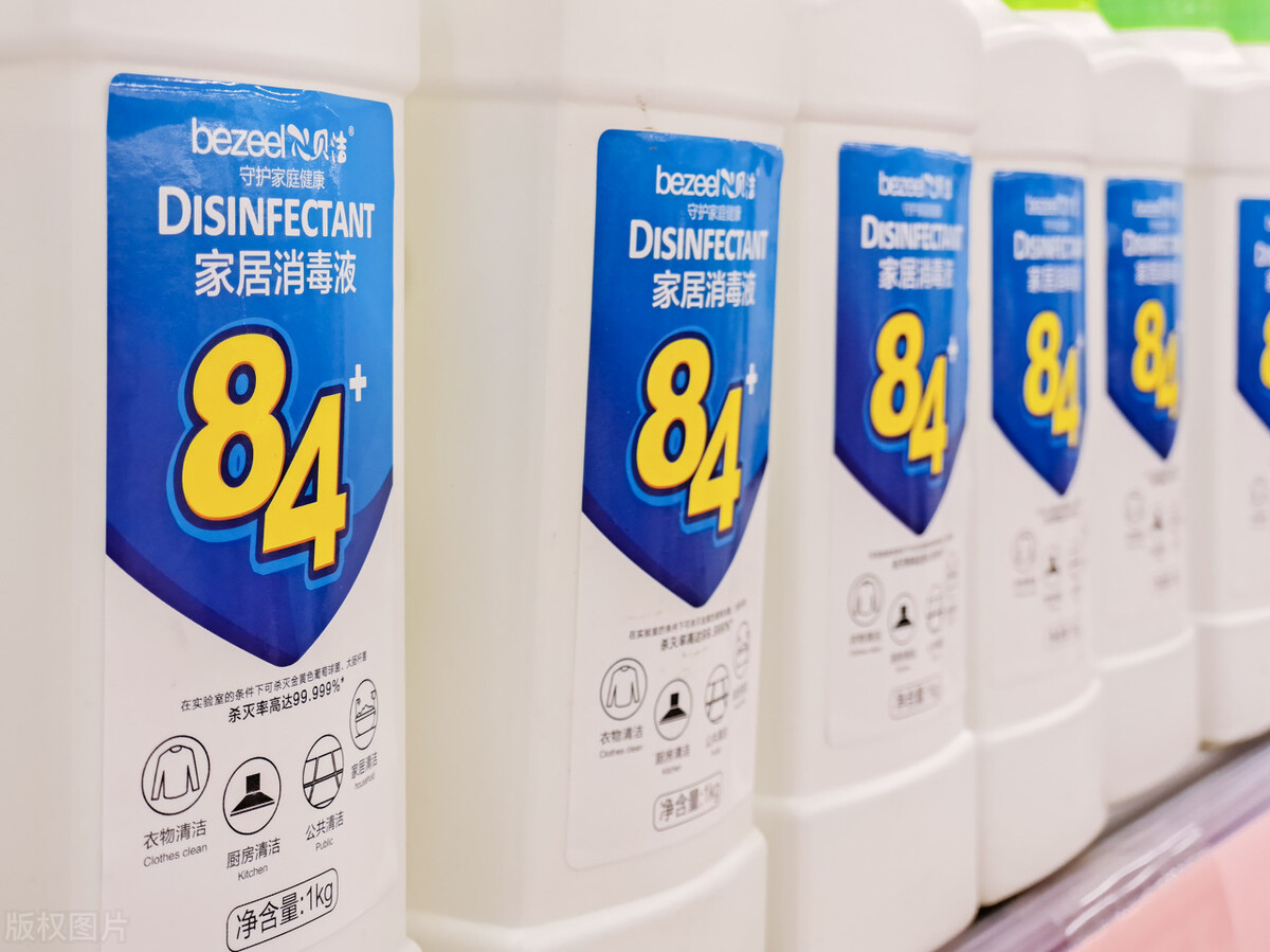 壹邦小知识：84可以直接涂在白衣服上吗84洗衣服稀释比例多少合适