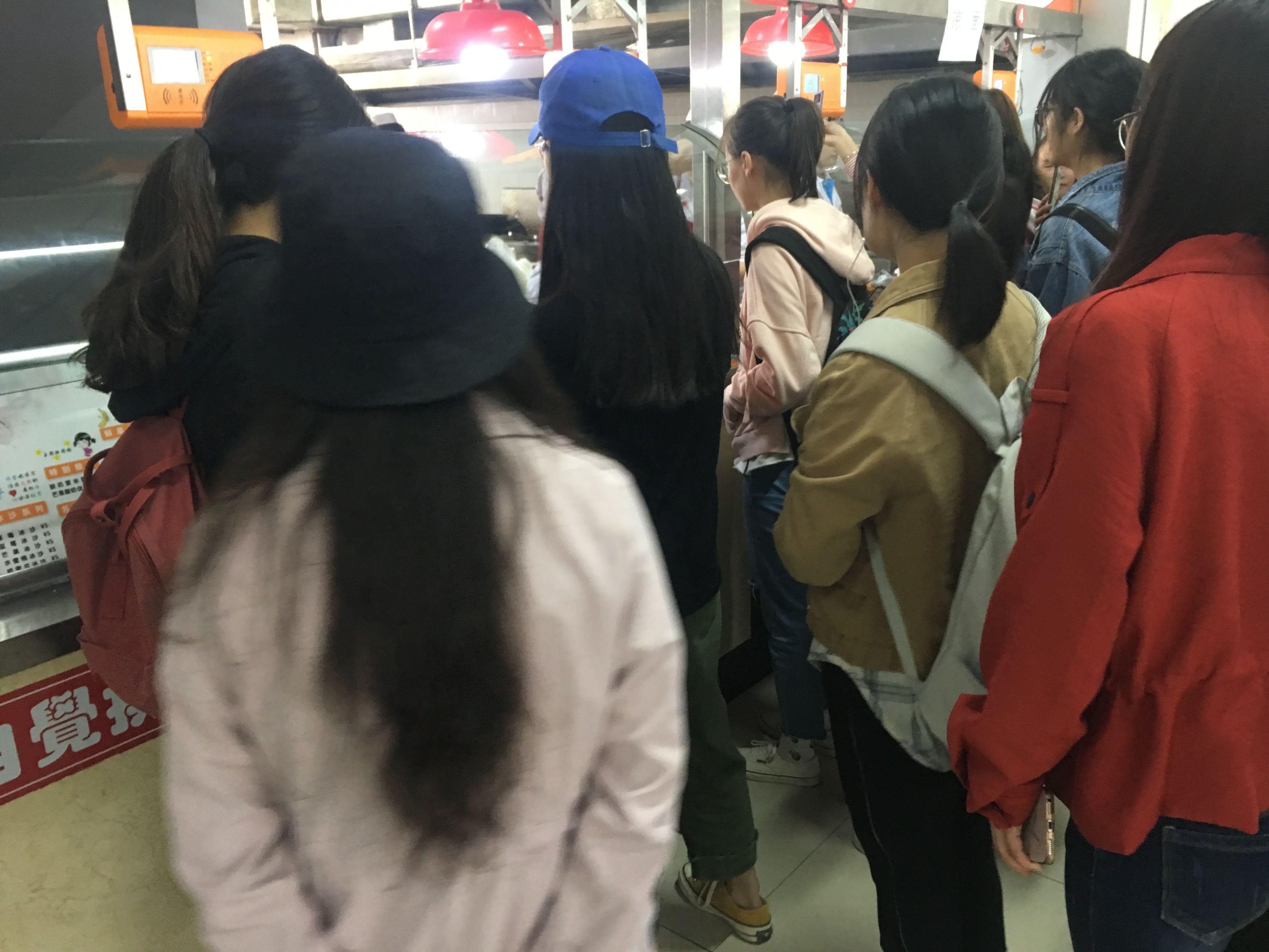 承包食堂经营小技巧,承包食堂除了食材还需要买什么