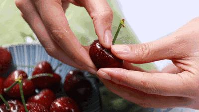 吃樱桃会中毒有什么症状,樱桃什么病人不能吃