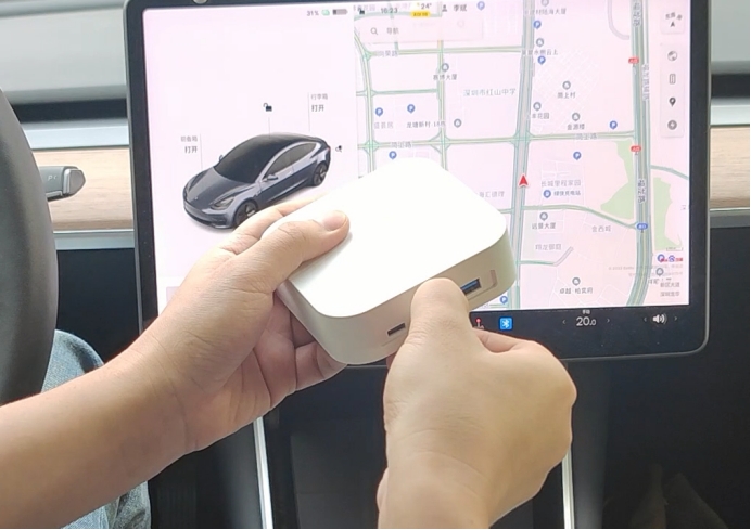 波多星TBOX特斯拉专用盒子，投屏提供准确导航
